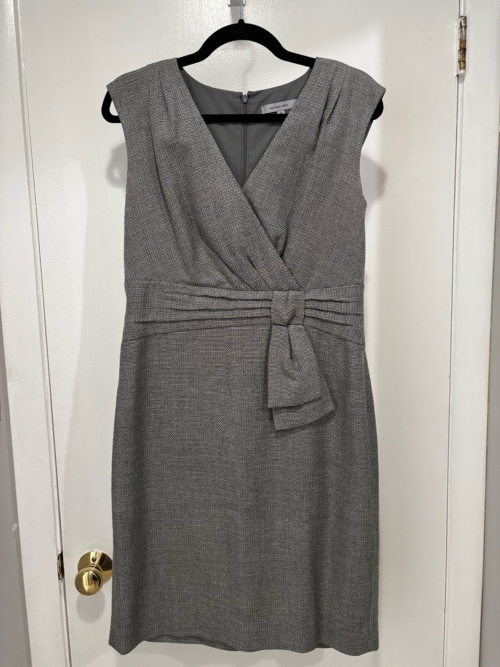 Classiques Entier Gray Sleeveless Wrap Sheath Dress with Waist Knot Size 10
